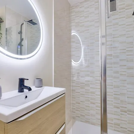 Magnifique Avec Terrasse Au Coeur De *